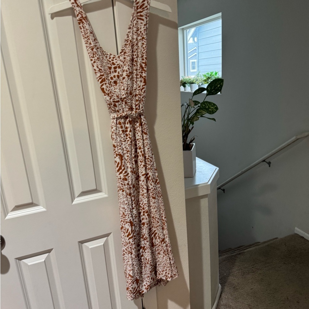 Giraffe Printed Dress - Picture 2 of 2